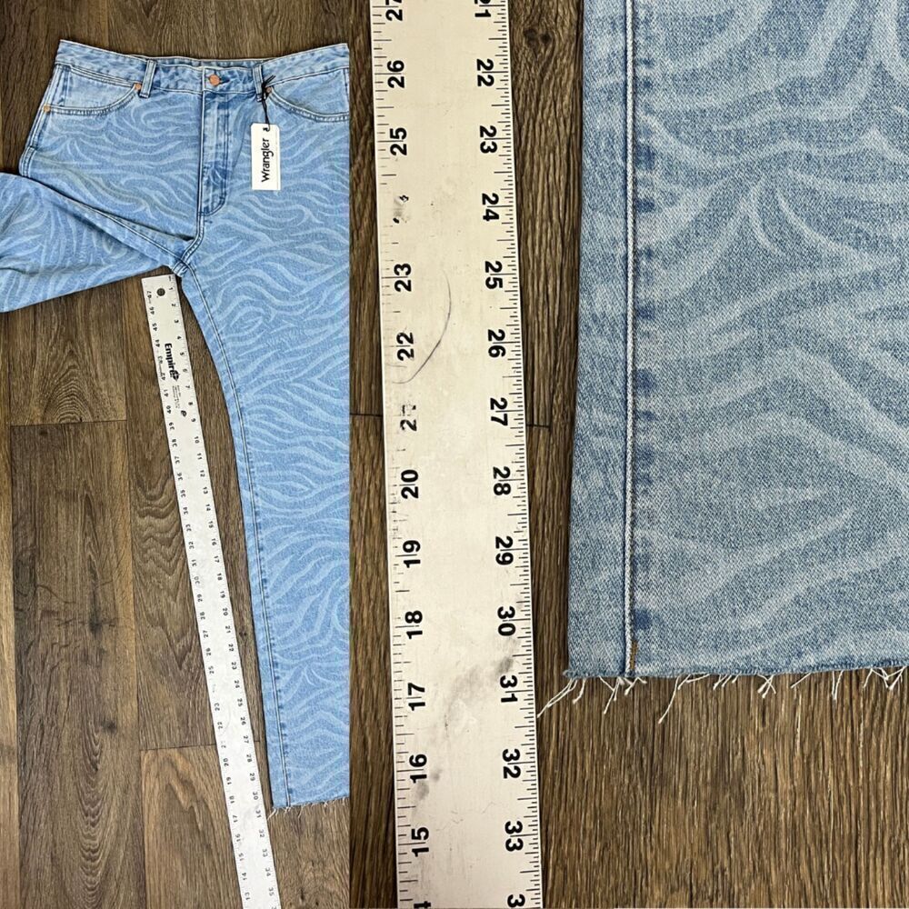 Wrangler Women's 33 Denim Meow Laser Tiger Print Wanderer Flare Jeans Retro Boho - Picture 8 of 17